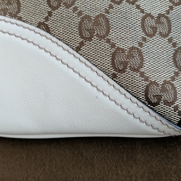 ✨ Authentic Gucci ✨ - Picture 10 of 16